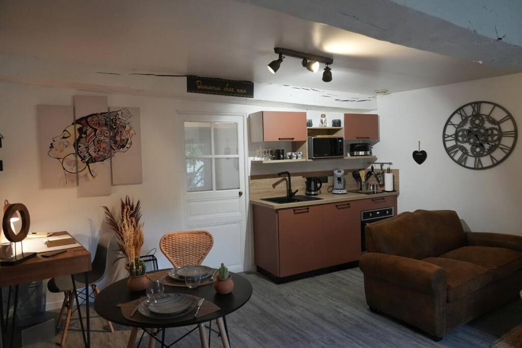 Le Joli'Mans, Appartement Refait A Neuf, Entierement Equipe, Pour 2 Personnes, Proche Quartier Historique Et Centre 勒芒 外观 照片