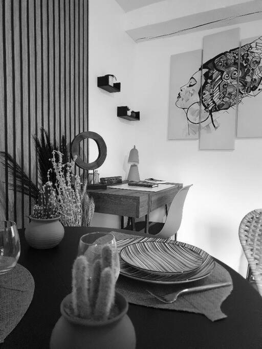 Le Joli'Mans, Appartement Refait A Neuf, Entierement Equipe, Pour 2 Personnes, Proche Quartier Historique Et Centre 勒芒 外观 照片