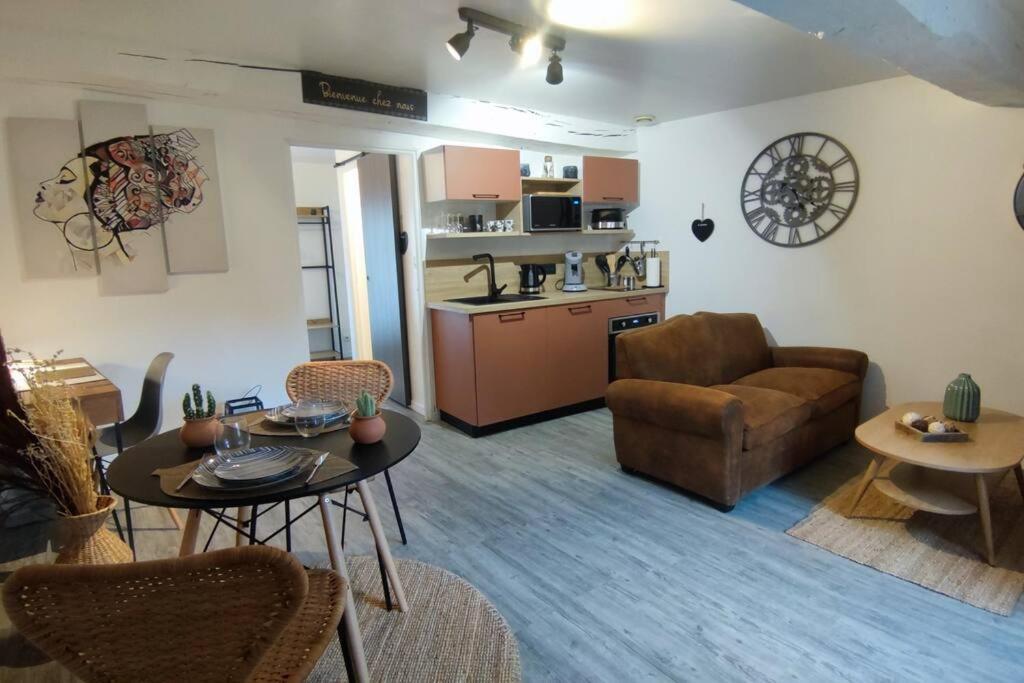 Le Joli'Mans, Appartement Refait A Neuf, Entierement Equipe, Pour 2 Personnes, Proche Quartier Historique Et Centre 勒芒 外观 照片